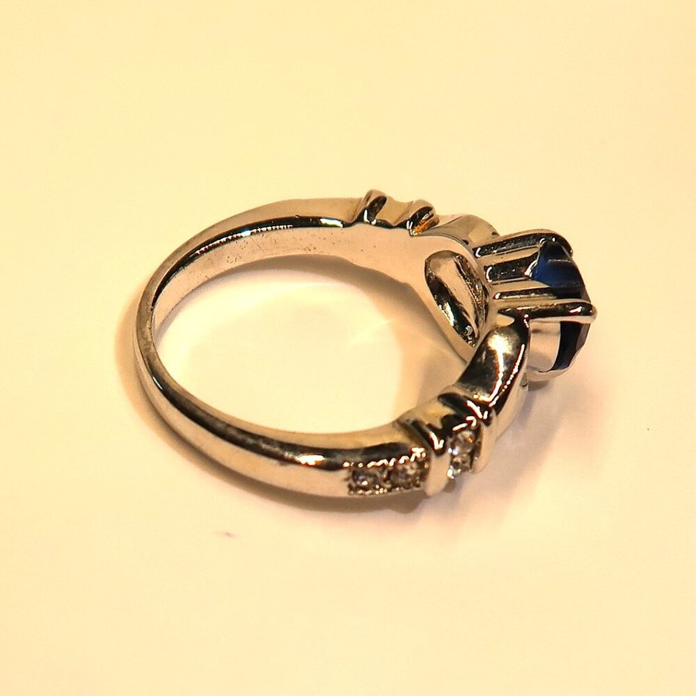 Tell the Surgeon Not to Drop It Silver Tone Ring Hands Holding My Blue Heart - Picture 6 of 9